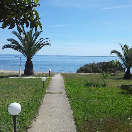 Afroditi Beach Геракини Экстерьер фото